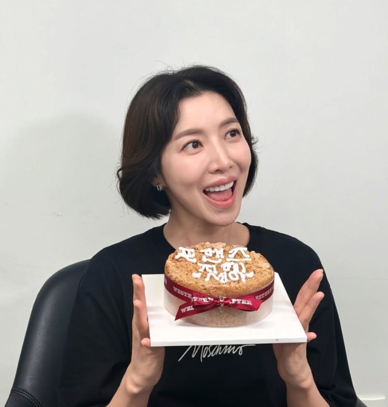 “세 아이 엄마라고?” 소속사도 처음에는 당황했던 이유,윤세아 프로필