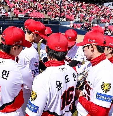 [KBO] 연장 11회 줄였더니 무승부 폭발? KBO가 승부치기 카드를지 만지작거리는 이유