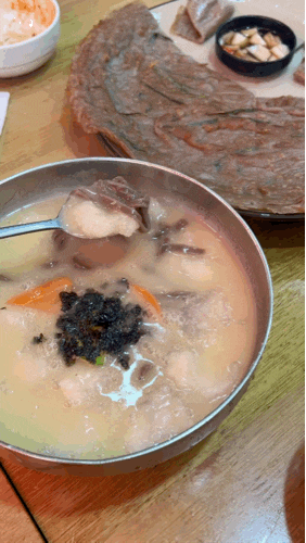 공덕 칼국수 맛집 봉평옹심이메밀칼국수, 근처 비파티세리 퀸아망까지