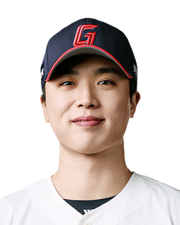 “이 정도면 신인왕 후보 아니었어?” 롯데 박정민 9승 13홀드, 김태균도 의문