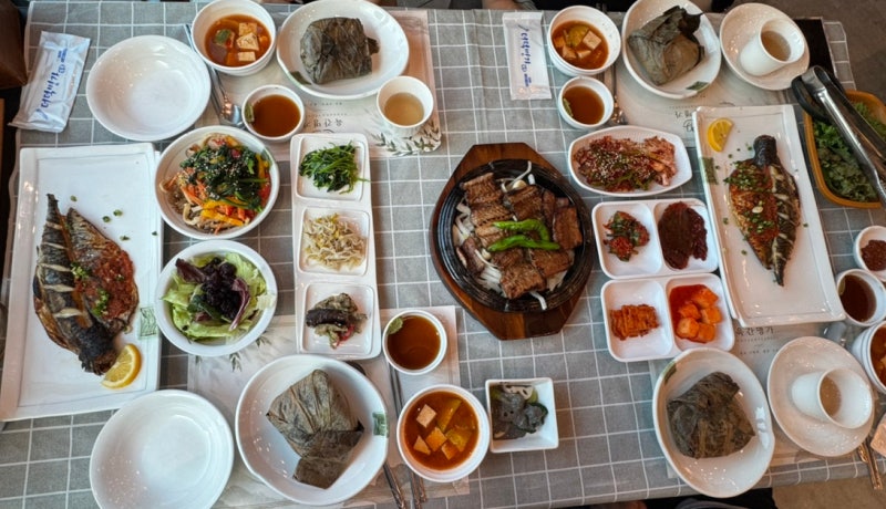 부산 사하구 가족모임 한정식 맛집 육간명가, 돼지갈비 정식부터 화덕고등어까지