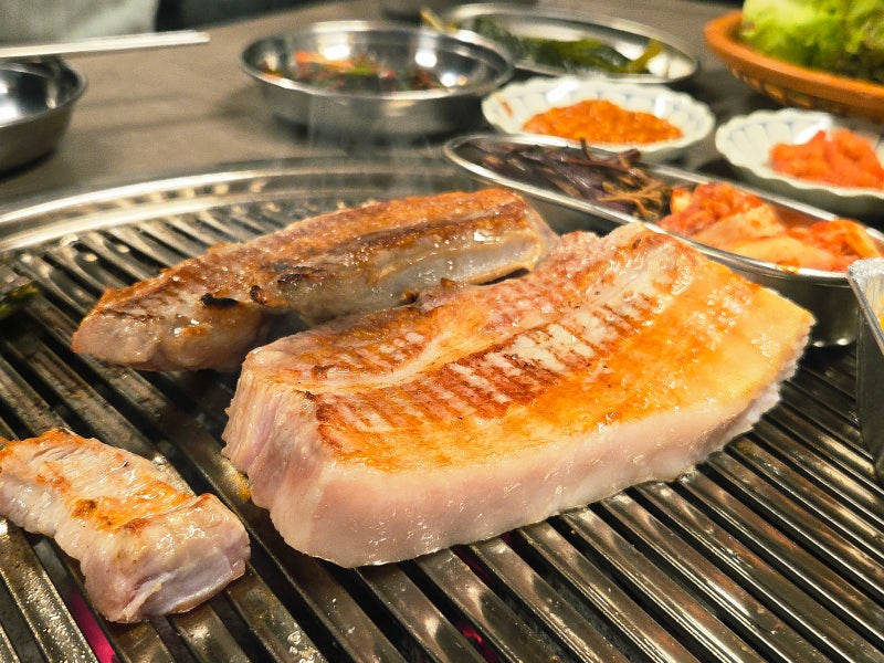 서울역맛집 구워주는고기집 돌담숯불집 주차편한 삼겹살 맛집 추천