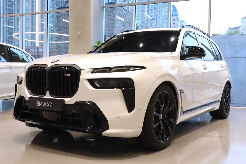 "돈 많은 아빠들의 원픽" 2026 BMW X7이 대형 SUV 1위인 이유