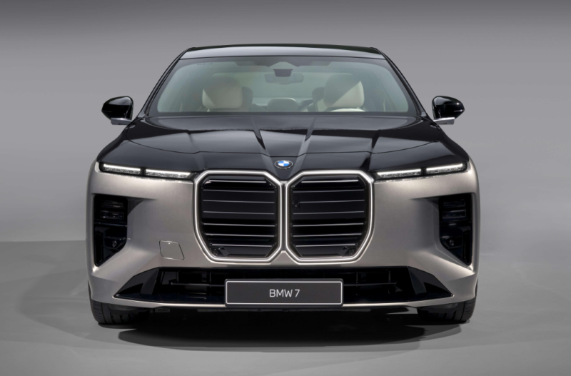 BMW 7시리즈 페이스리프트 LCI 어떻게 달라졌을까? 한국 출시 및 가격 정리