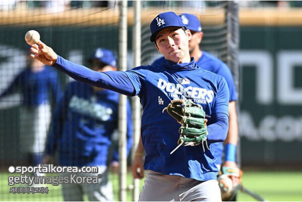 [MLB] " 결국 이렇게...다저스 NLCS 진출 속 엇갈린 코리안 리거 운명" 김혜성 웃고 김하성 울었....
