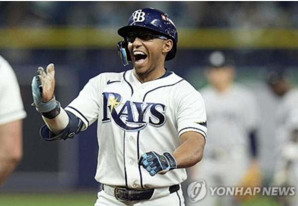 [MLB]감동!!!"양키스 응원하던 소년이 양키스를 울렸다" 팔라시오스의 미친 서사, 실화일까?