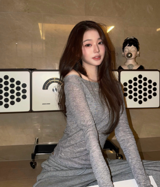 장원영 137억 주택 재조명…3000만원 오디오 화제