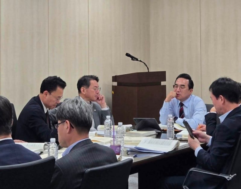 박홍근 장관, 기획예산처 첫 국정감사 앞두고 준비…지적은 겸허히 듣겠습니다.