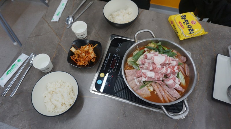 (수원 부대찌개 맛집) 한끼부대찌개 맛있는집 체험후기 (한끼부대전골)