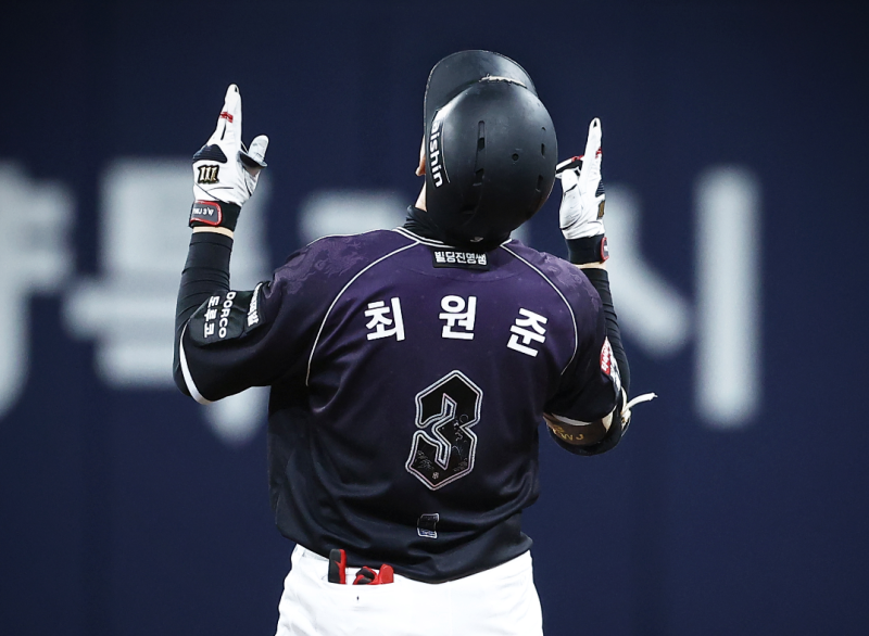 최원준 204안타 신기록 쓰자마자 레이예스도 203안타, KBO 안타왕 결국 누구?