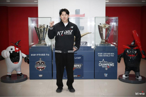 KT위즈 최원준｜204안타·48억 FA, 레이예스와 최다안타 경쟁…1년 만에 뭐가 달라졌을까?