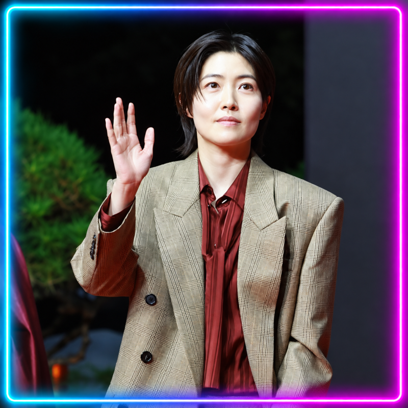 "심은경" 부국제 레드카펫서 반가운 근황… 기자회견선 "암살자들" 질문에 제지까지