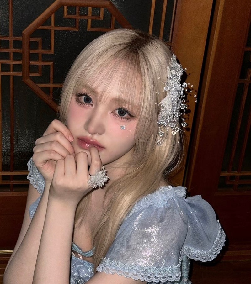 아이브 리즈 다이어트, 파리서 드러난 가녀린 몸매…운동으로 관리한다고?