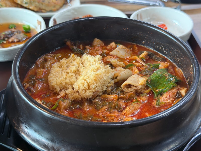 속초 아침식사 맛집 특별한 해장국을 맛볼 때 추천 속초용대리황태해장국