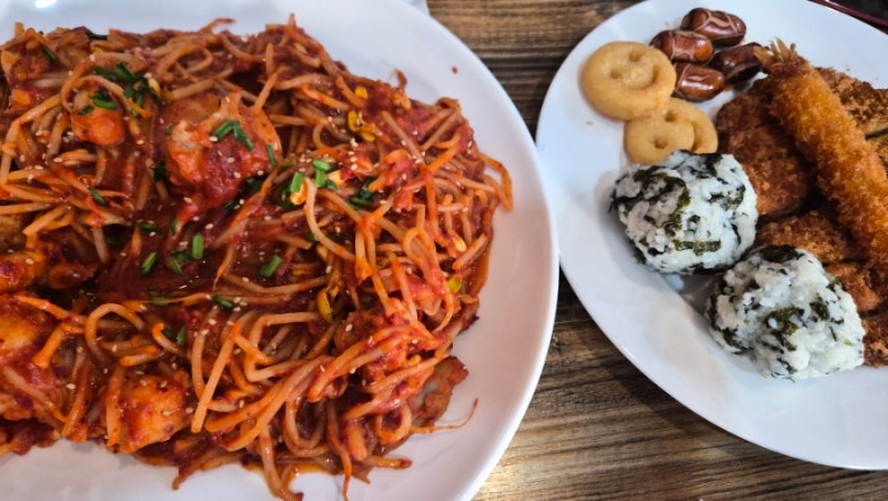 진천동 맛집 [미조리해물찜 진천점] 푸짐한 순살아구찜, 초딩조카도 반한 얼라돈가스까지
