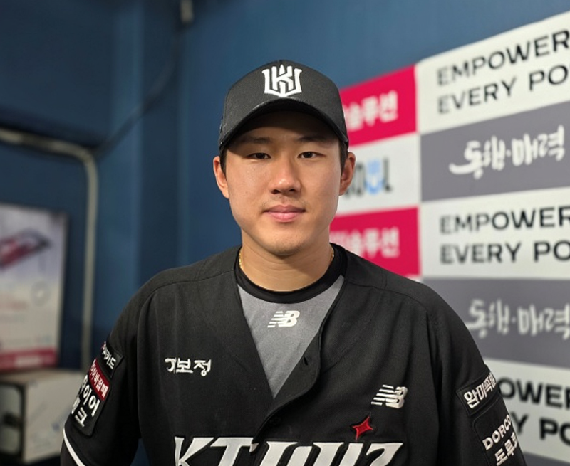 "레이예스가 없었다면..." 204안타 대기록 달성한 KT 최원준이 털어놓은 솔직한 심경