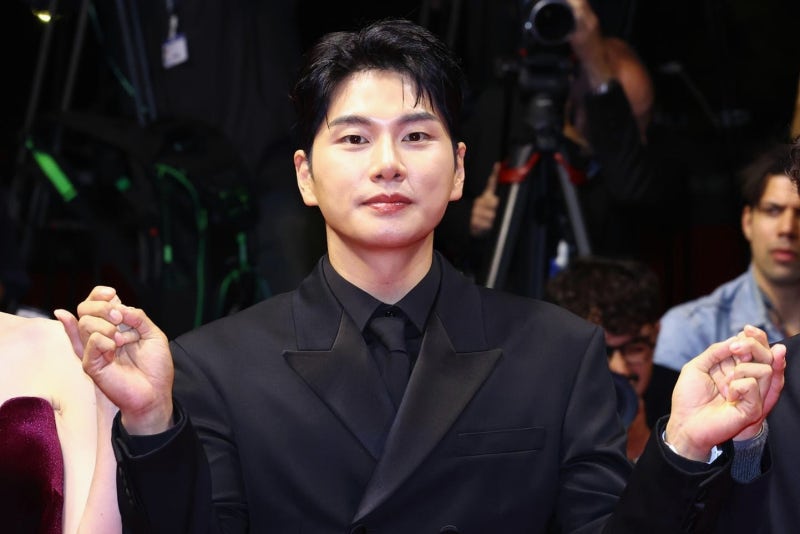 이이경 사생활 논란 후, 은근슬쩍 복귀?