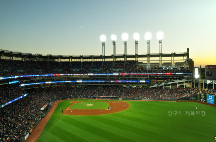 “162경기보다 154경기가 낫다고?” MLB 154경기 개편안의 진짜 쟁점