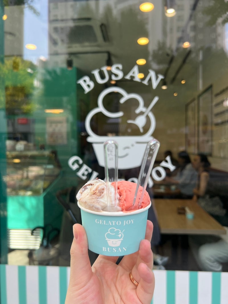 부산 광안리 디저트 맛집 젤라또조이 화이트 쪼꼬에몽 딸기 소르베 후기 (포장 O)