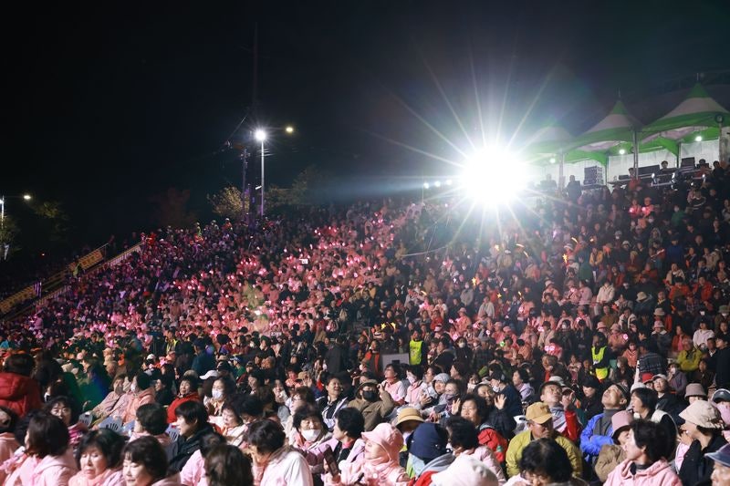 횡성한우축제 가수, 일정 | 11일까지 이찬원 박서진 무대와 한우구이터 불꽃쇼 연휴 할인 코....