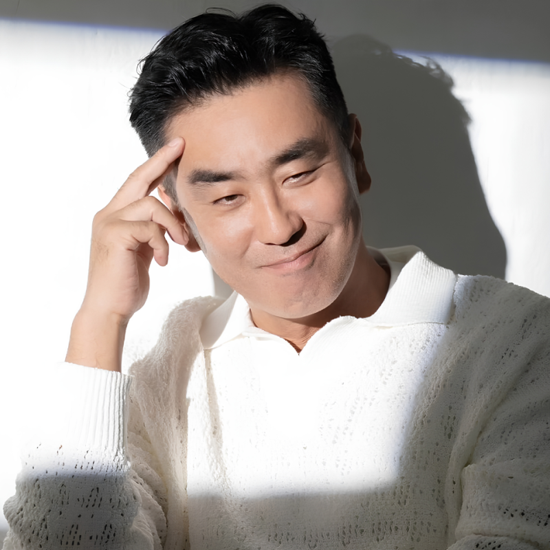 "대본도 안 봤는데 출연한다고?" 류승룡을 캐스팅한 설경구의 뜻밖의 한마디