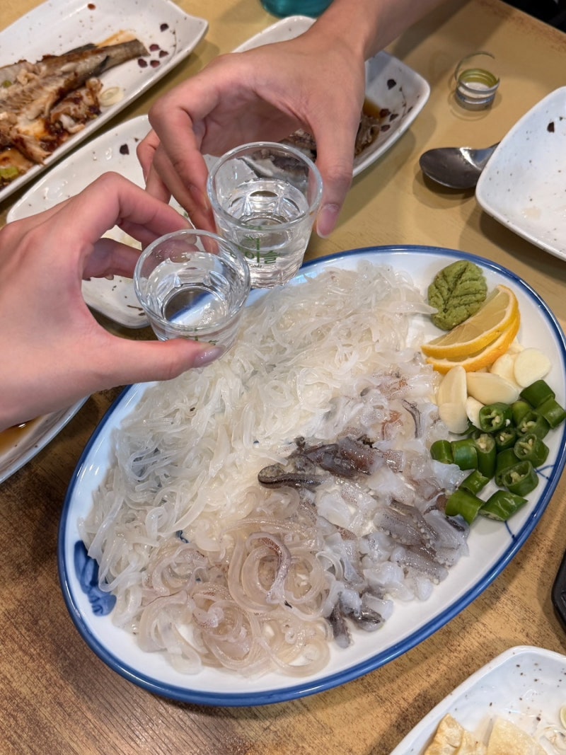 대구 산오징어회 맛집 신암동 횟집 | 산오징어회센터, 참가자미
