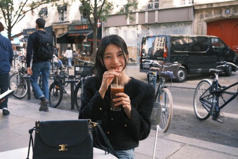 분위기 미쳤다! 어른 여자의 멋, 독립영화 같은 수지 전여친코어룩