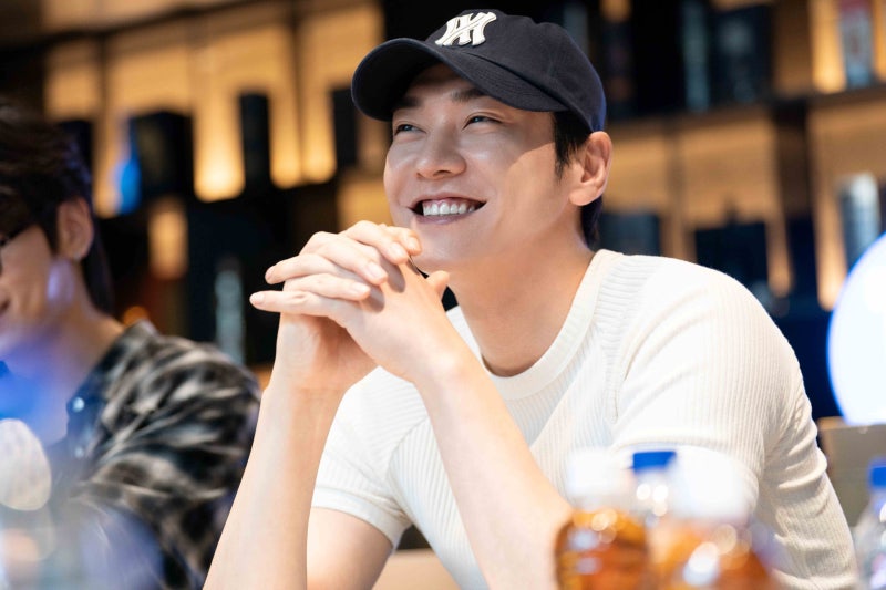 "로코 치트키들의 짜릿한 만남"… 김영광·채수빈 넷플릭스 '나를 충전해줘' 9일 출격