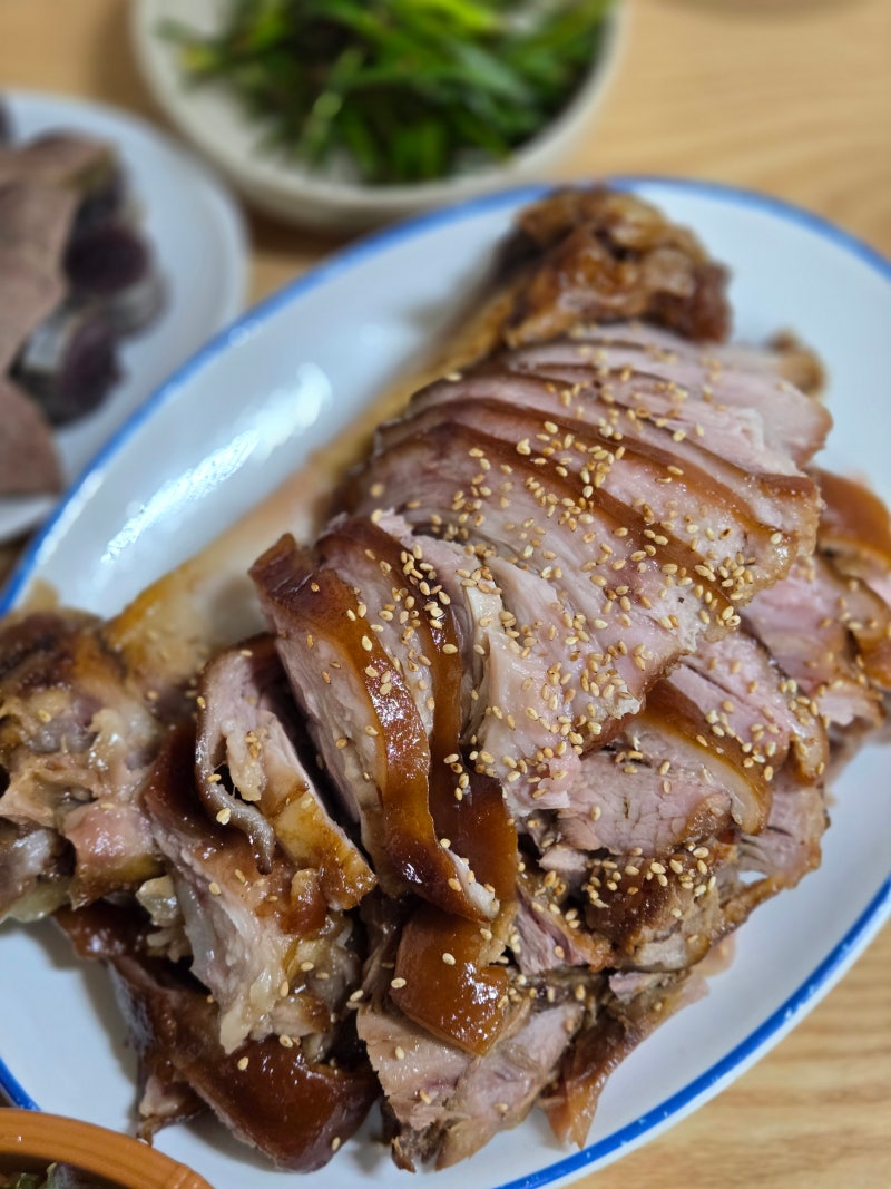 마포 공덕 족발 골목거리 추천ㅣ족발을 시키면 순대, 순대국까지 준다고!?