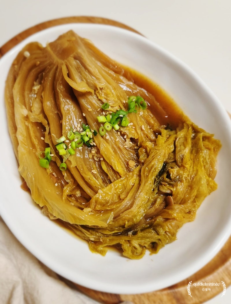 씻은 묵은지 김치찜 레시피 | 밥도둑 들기름 김치찜 만드는법