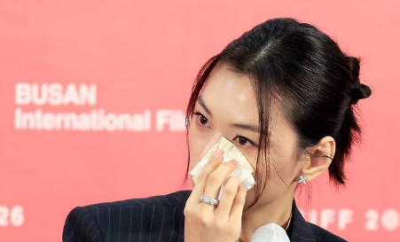 김도연 ‘도라’ 기자회견서 눈물 첫 오디션 질문 떠올리다 울컥한 이유