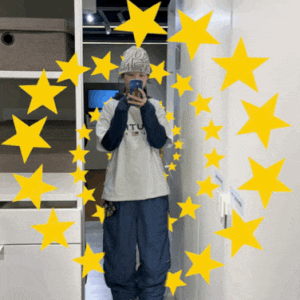 산산기어 후드롱슬리브,노티카 반팔,예스아이씨 트랙팬츠,비니 코디