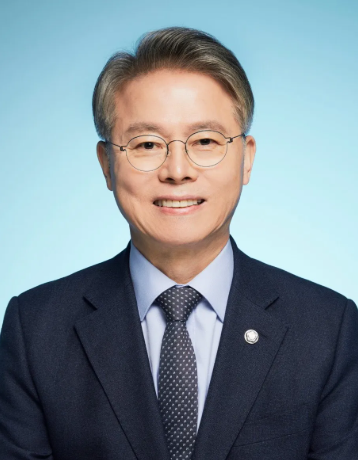 민형배 전남광주통합특별시장, 취임 100일 반도체 클러스터 투자 의미와 농어촌 기본소득 확....