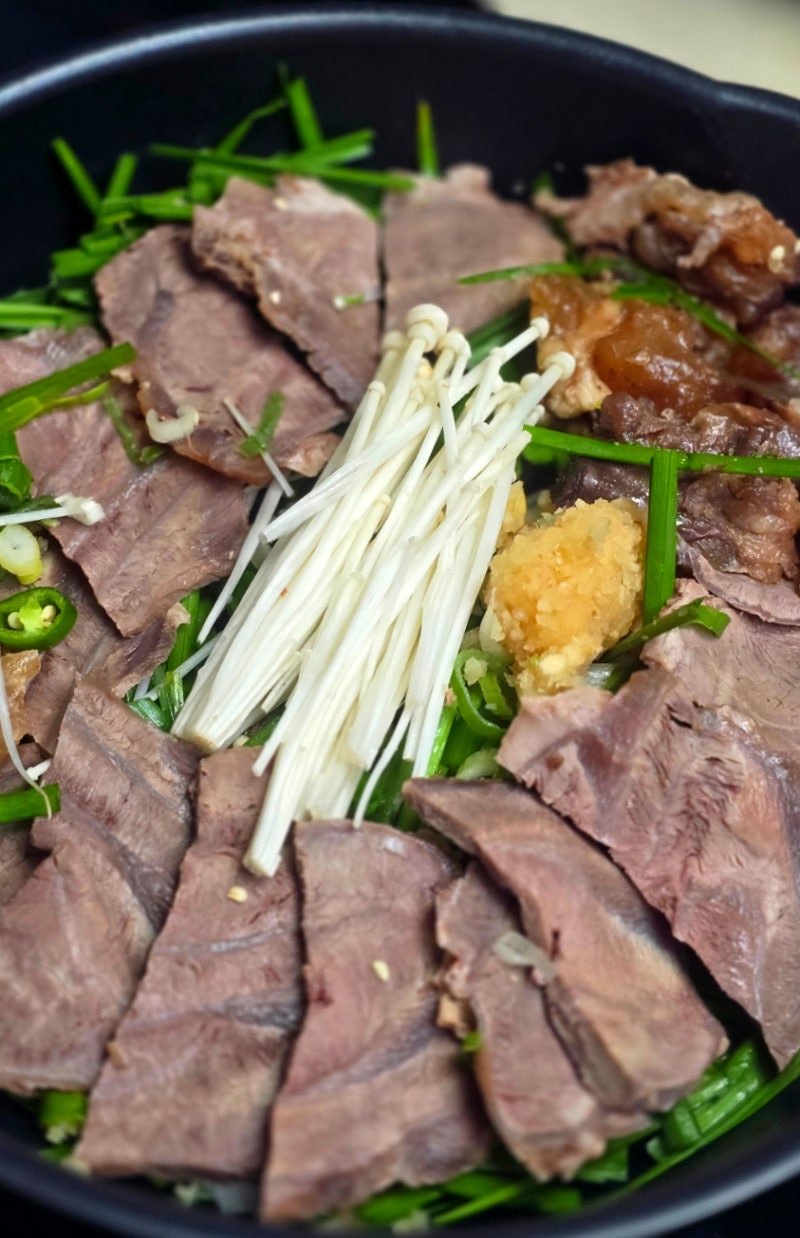 안산 고잔동 맛집 추천! 하루 30그릇 한정판매하는 훈스지 스지수육 포장 후기
