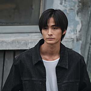 생지데님뜻부터 코디까지X 물빠짐 부담을 줄인 블랙 데님 트러커