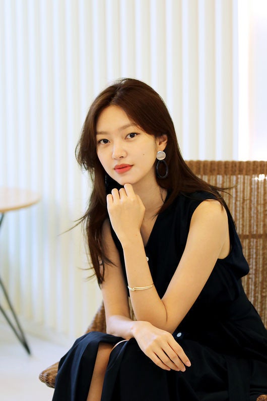 배우 최유화 프로필 나이 필모그래피 작품활동 남편 카페 식당 모유 수유 육아 인스타 공개