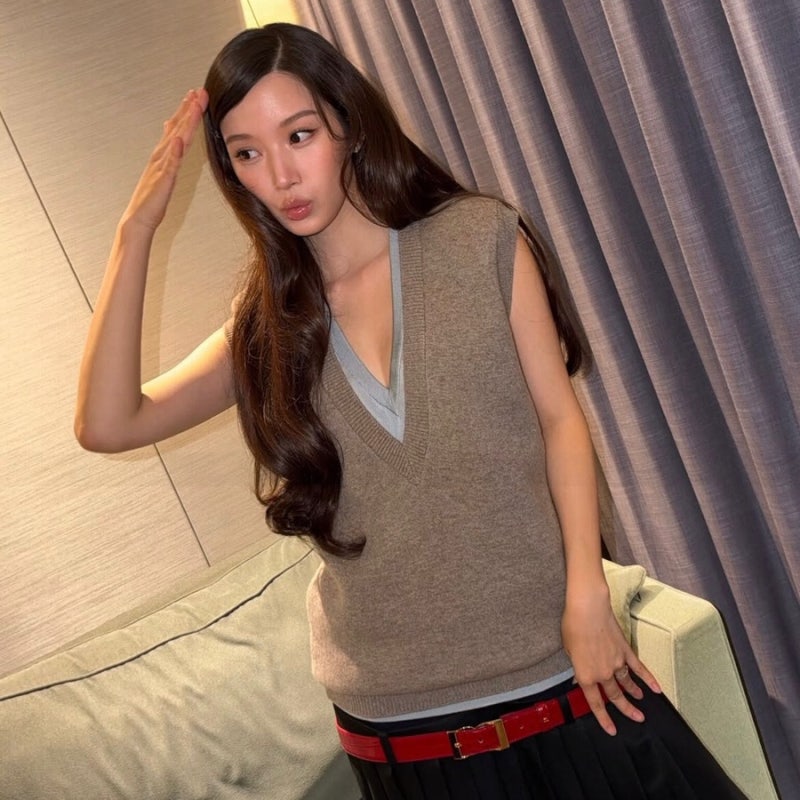 현백코어로 난리난 문가영의 샤넬 패션