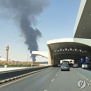 사우디아항공 기장 사망…리야드 공항 두 차례 미사일 피격,나흘 새 6명 숨졌다