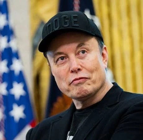 SpaceX 대규모 차입 후 반도체 구매, 시장은 왜 매도로 반응했나?