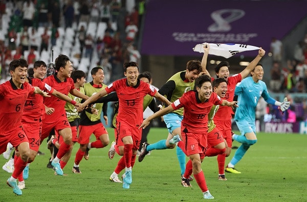 "FIFA 랭킹 32위 그대로" 한국 축구, 승리에도 일본과 격차 벌어진 진짜 이유