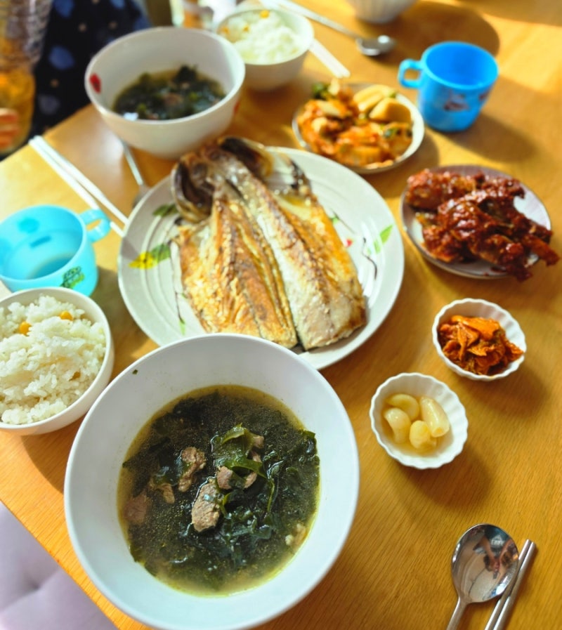 갈빗살 미역국 끓이기 (역시 홍게간장!!!) 간단 미역국 레시피