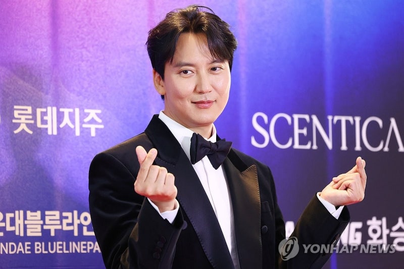 김남길 놀라운 과거 얼굴과 나이, 결혼, MBTI, 가족, 남동생, 학력, 한글날 100주년 한글학교 기....