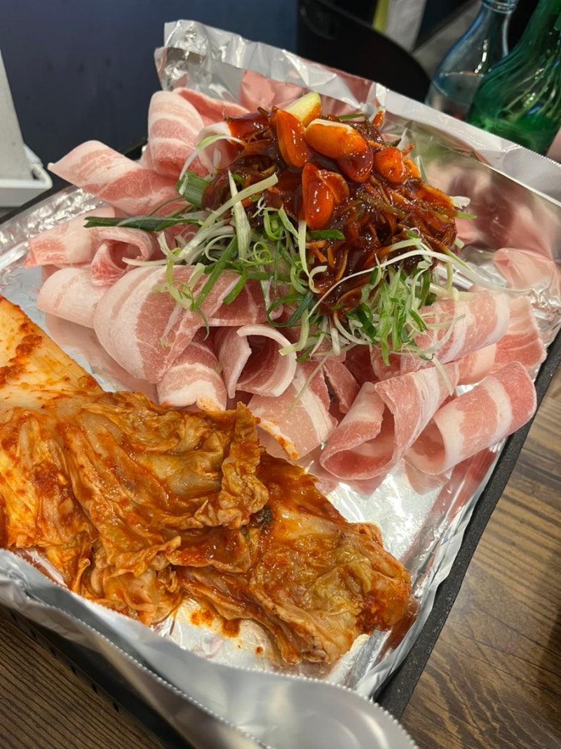 [청주 오송 맛집] 직접 먹어보고 기록하는 김치찌개 맛집 | 전직 야구선수 사장님