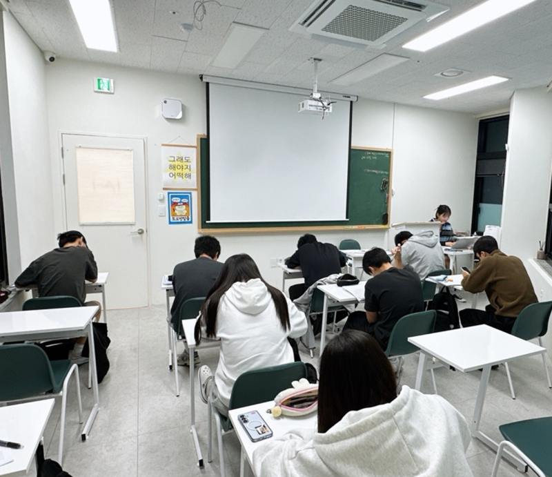 이음고1 영어 2026년 2학기 중간고사 총평｜전원 성적 향상, 원포원영어학원의 차이는?