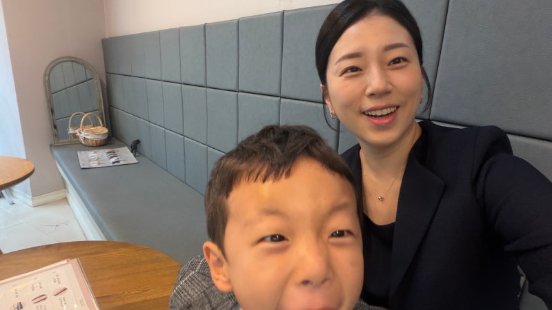 가족 결혼식 30대 하객원피스 착샷 : LYNN 루비우 레이어드 원피스 LCWOPQI310