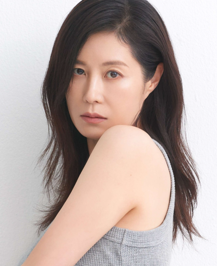 〈오아시스〉 베니스 신인상, 이번엔 연극 ‘에너미’… 문소리 프로필｜나이·학력·데뷔·....