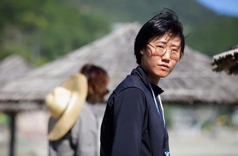 영화 ‘도라’ 김도연·안도 사쿠라 만났다…정주리 감독이 젊은 세대에게 건네는 사랑 이야....