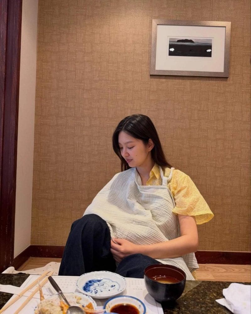 최유화 공공장소 모유 수유 사진, 6개월 육아 기록에 엇갈린 반응
