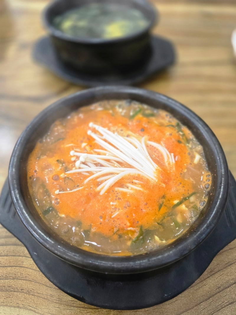 속초 섭국 맛집 아침 해장으로 딱 좋은 뚝배기 섭 미역국 뚝배기 섭국