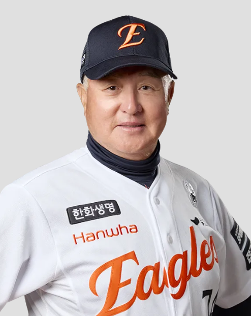 “한국시리즈 준우승만 5번... 끝내 한화 떠난다” 김경문 누구? 나이 감독 연봉 계약 우승 기....